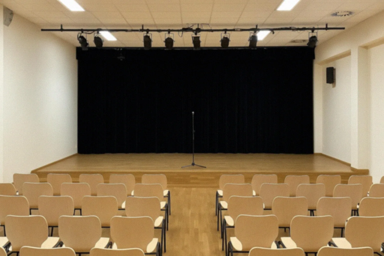 Stand-up Mateusza Sochy „Szur” w Ostródzie